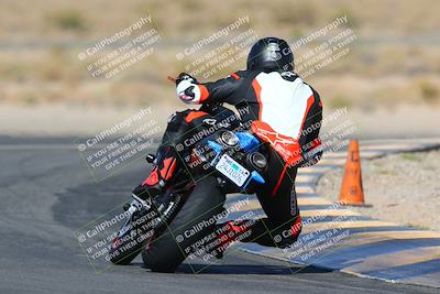 media/Apr-10-2022-SoCal Trackdays (Sun) [[f104b12566]]/Turn 11 Backside (945am)/